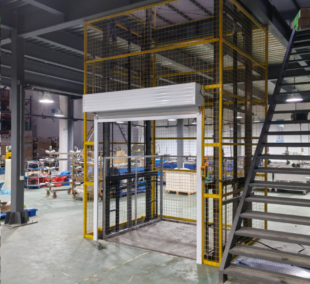 余江食品厂物料提升